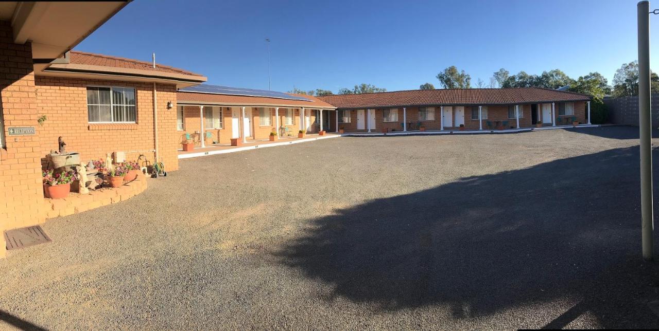 Aaron Inn Motel Narrabri Exteriér fotografie