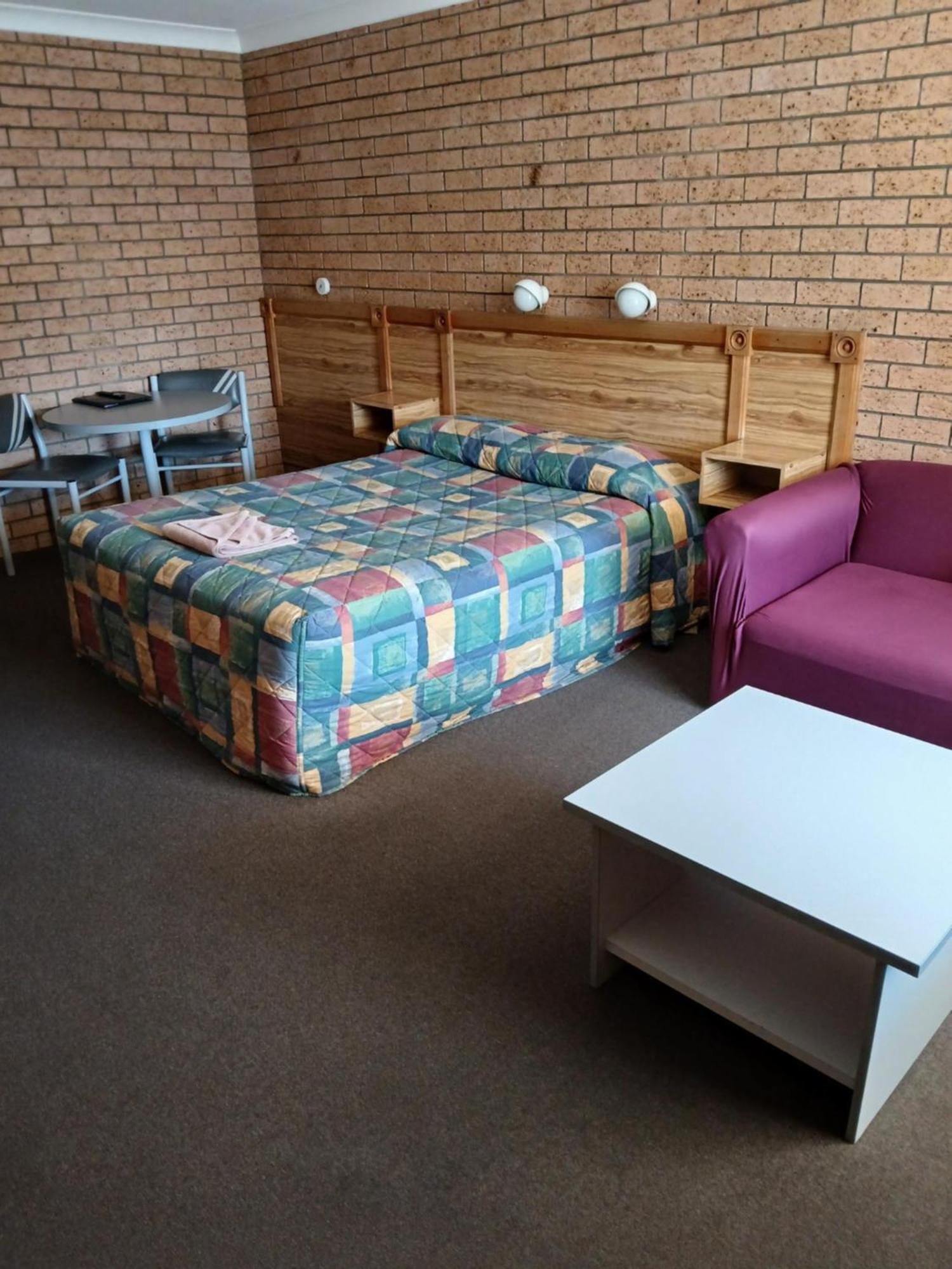 Aaron Inn Motel Narrabri Exteriér fotografie