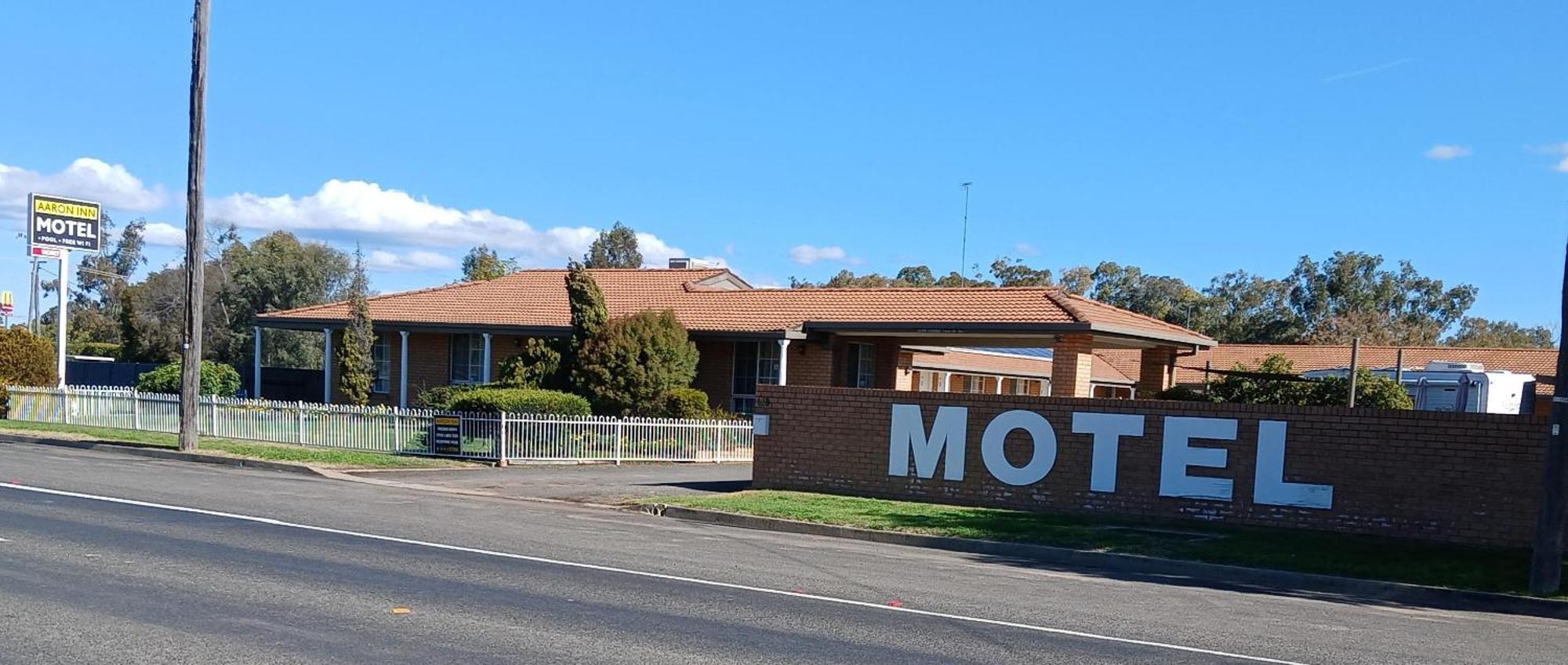 Aaron Inn Motel Narrabri Exteriér fotografie