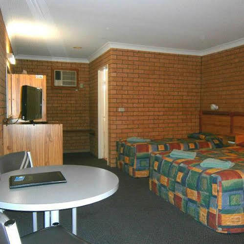 Aaron Inn Motel Narrabri Exteriér fotografie
