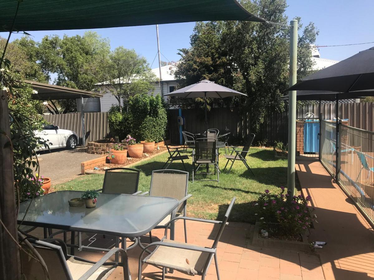 Aaron Inn Motel Narrabri Exteriér fotografie